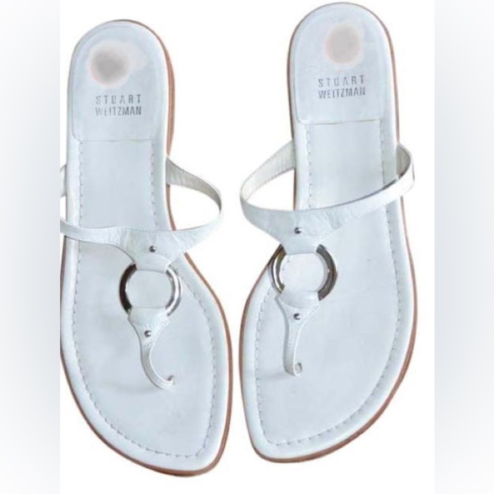 Stuart Weitzman White Leather w/ silver O-ring Flats Thongs Sandals